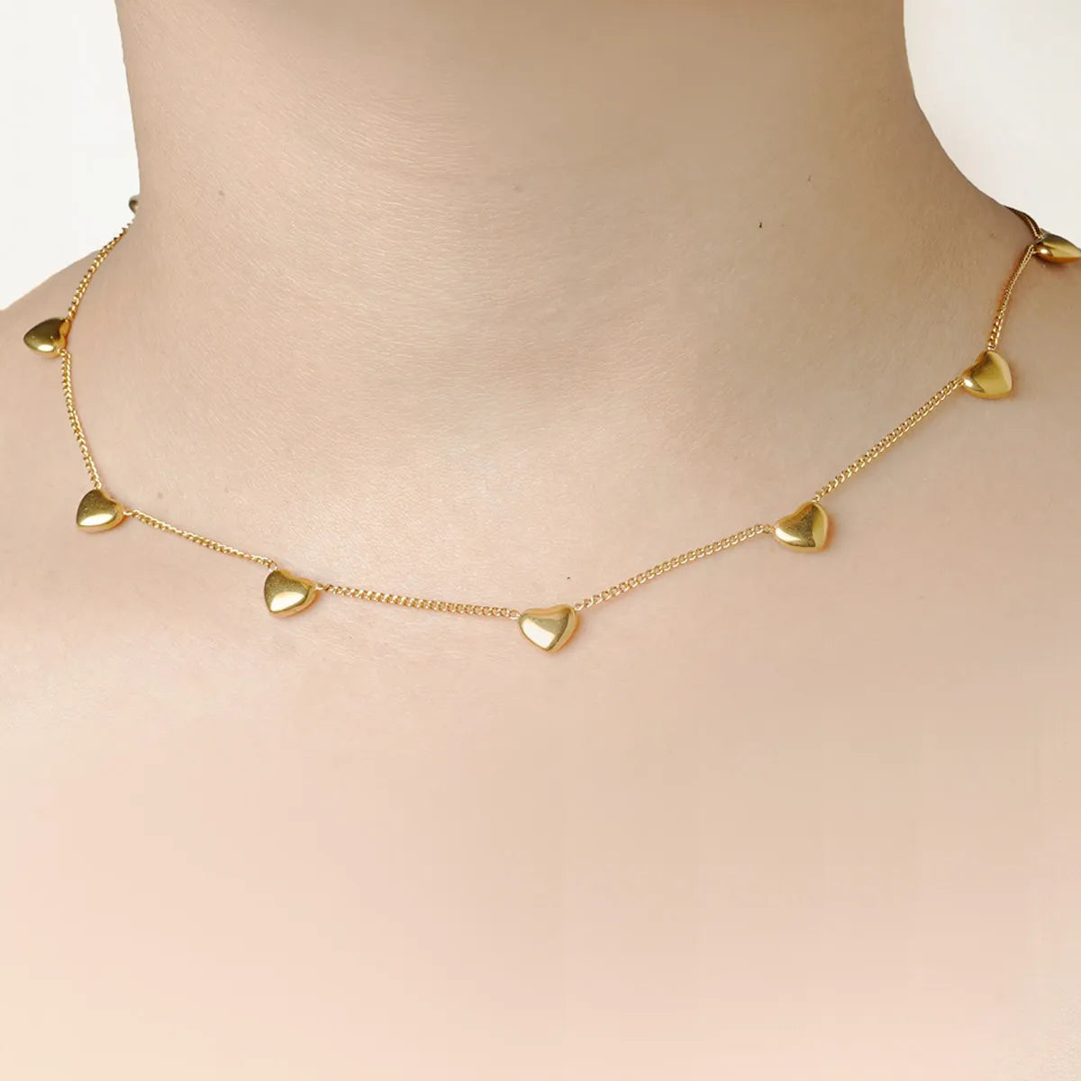Dainty Heart Neckpiece