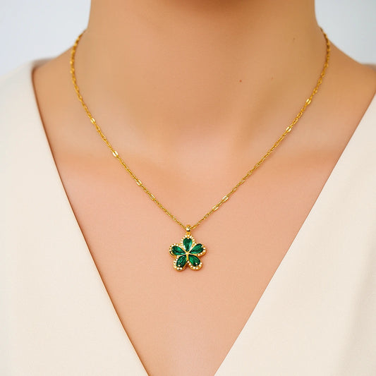 Elegant Gold Neckpiece